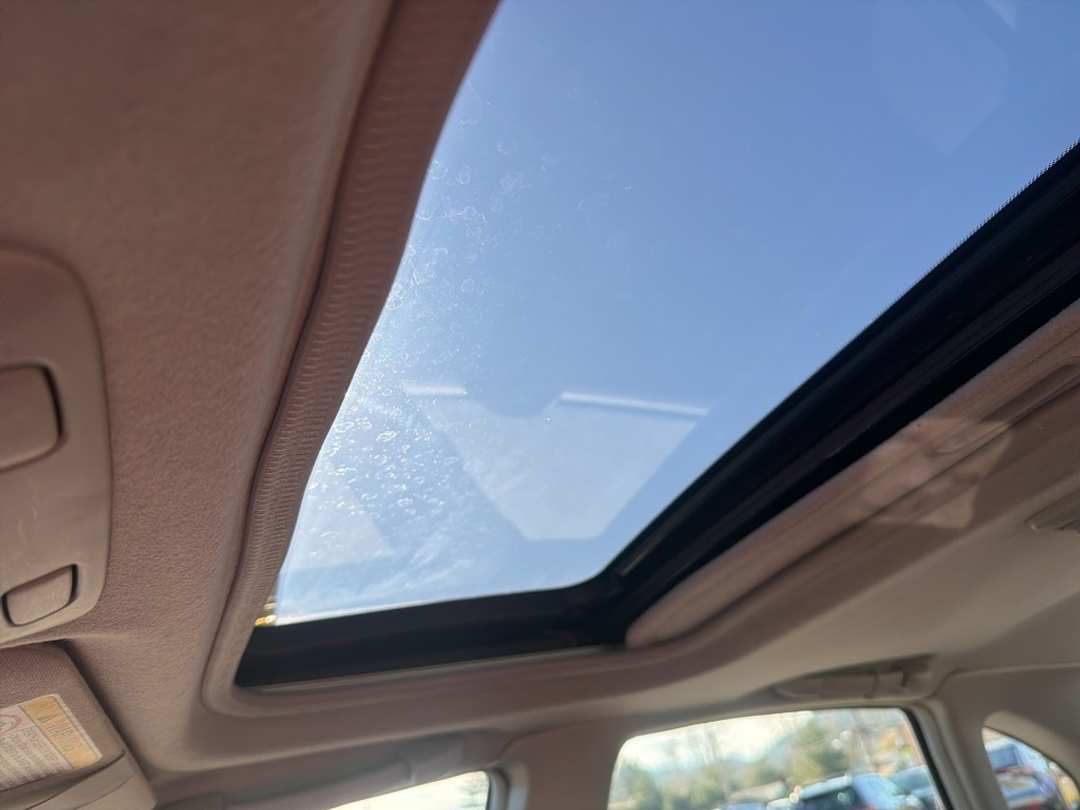 2003 Subaru Legacy L - Image 37