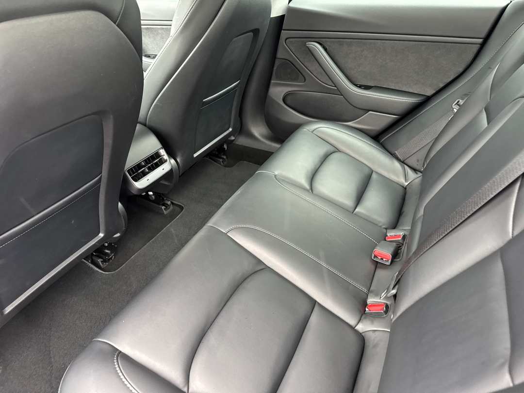 2020 Tesla Model 3 Long Range - Image 10