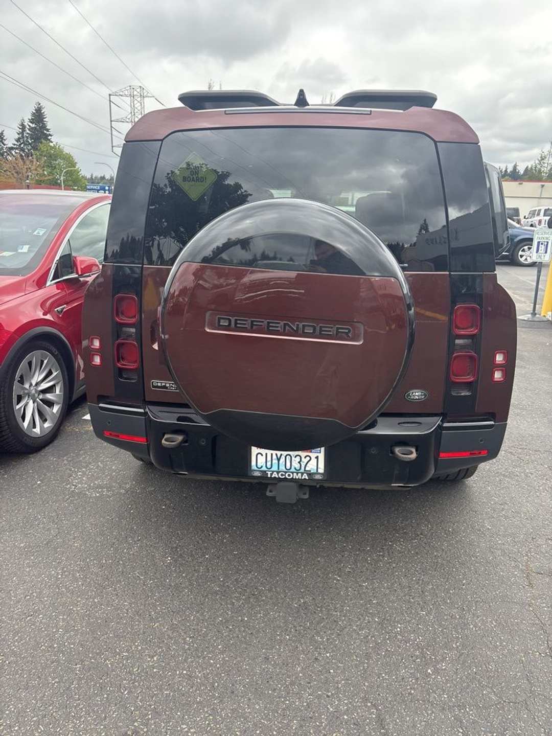 2023 Land Rover Defender 130 First Edition - Image 3