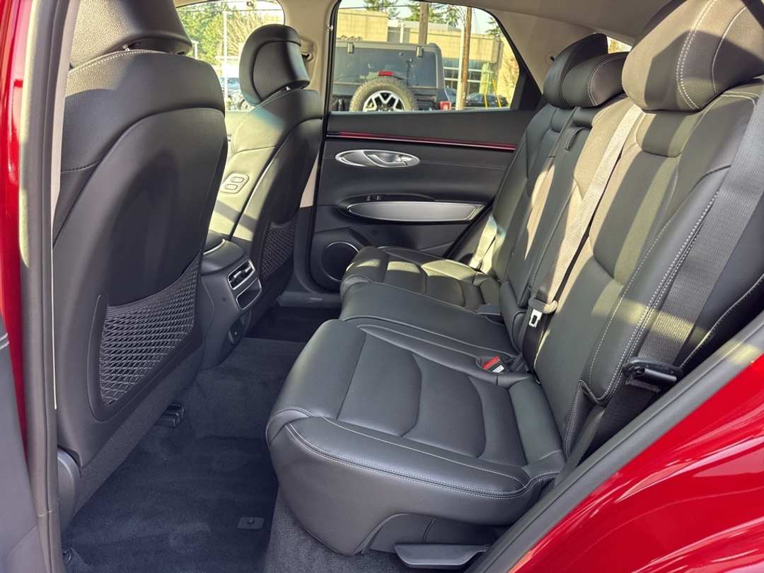 2026 Genesis Gv70 2.5T Select - Image 42