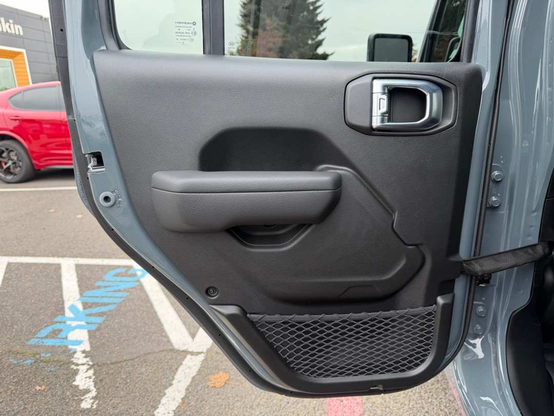 2026 Jeep Wrangler Sport - Image 27