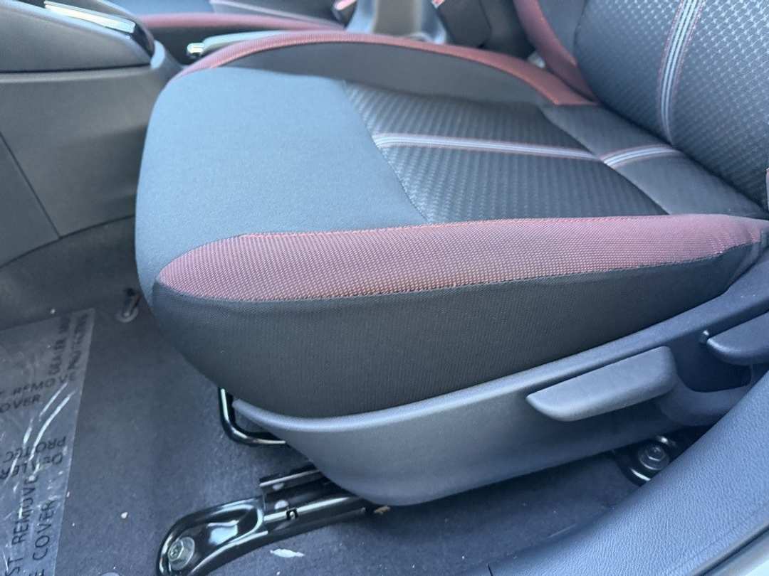 2025 Nissan Versa 1.6 SR - Image 13