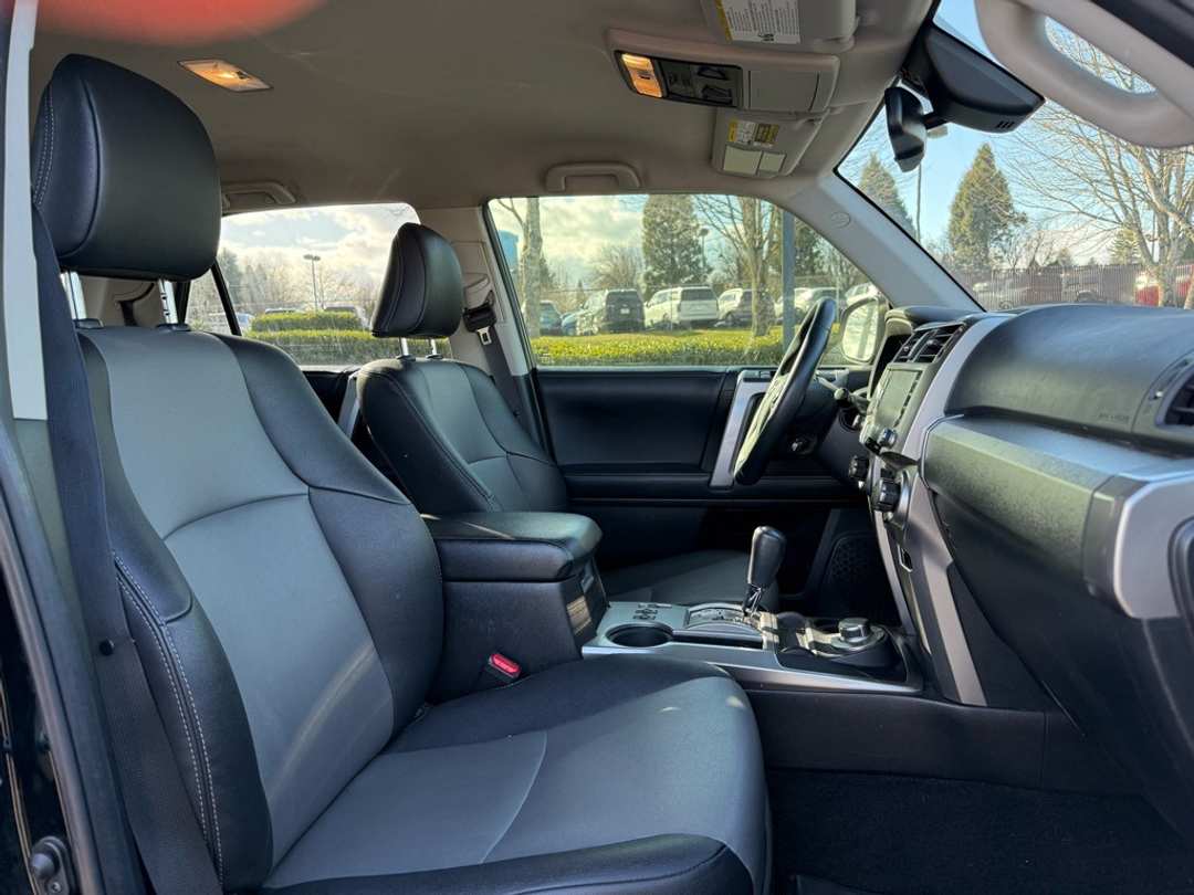 2020 Toyota 4Runner SR5 Premium - Image 23