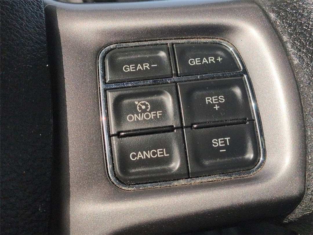 2022 Ram 1500 Classic Warlock - Image 23