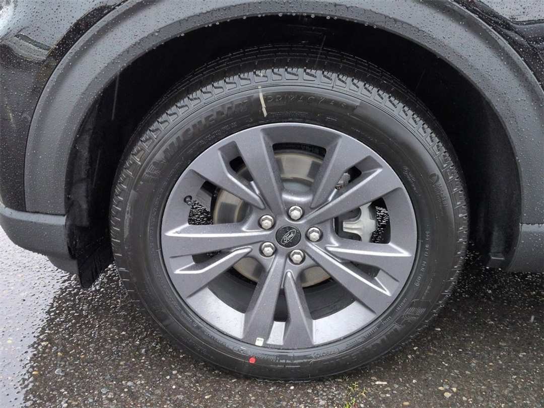 2026 Ford Explorer Active - Image 34