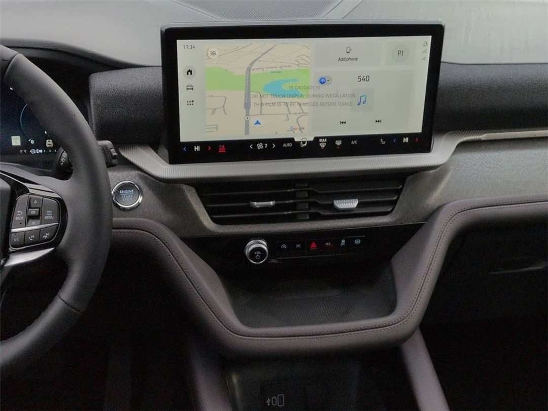 2026 Ford Explorer Platinum - Image 17