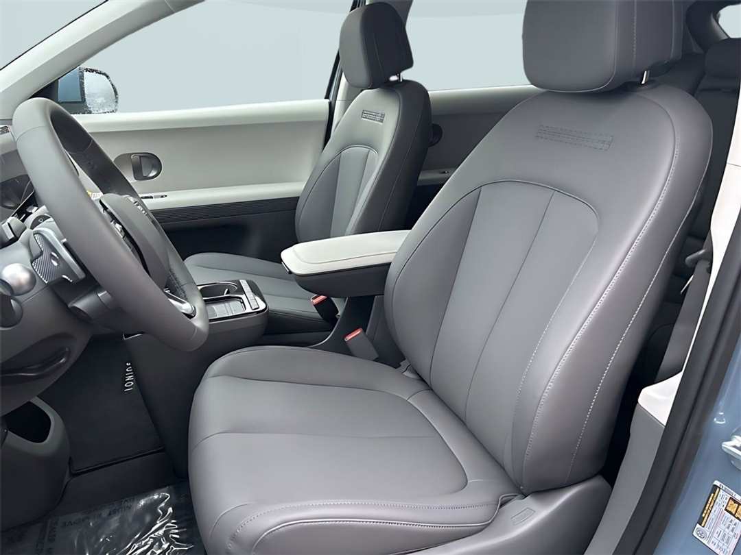 2026 Hyundai Ioniq 5 SEL - Image 9