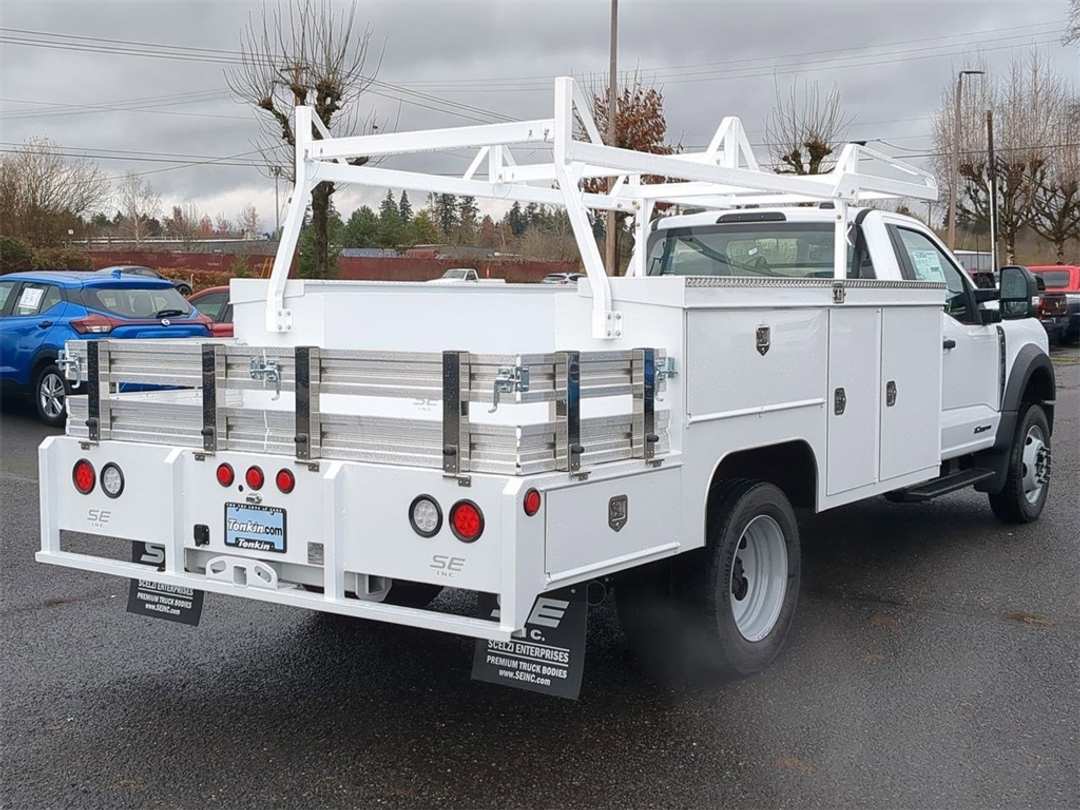 2024 Ford F-550Sd XL - Image 5