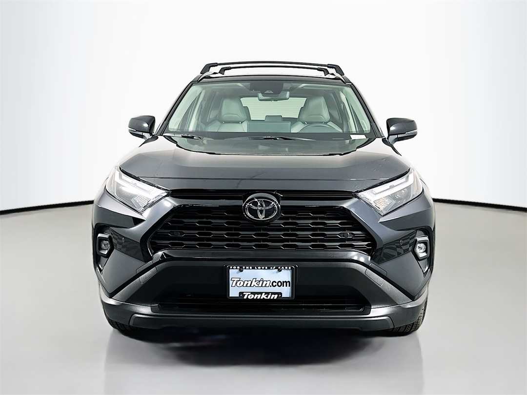 2025 Toyota Rav4 XLE Premium - Image 2