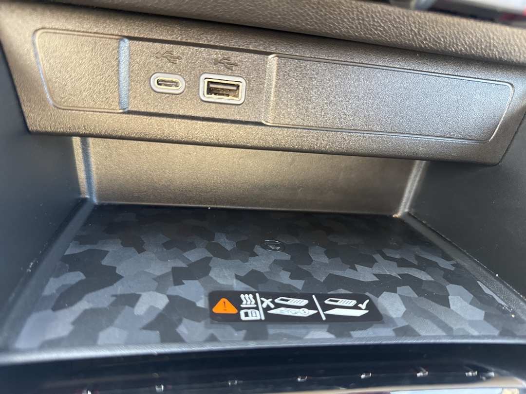 2023 GMC Canyon AT4X - Image 27