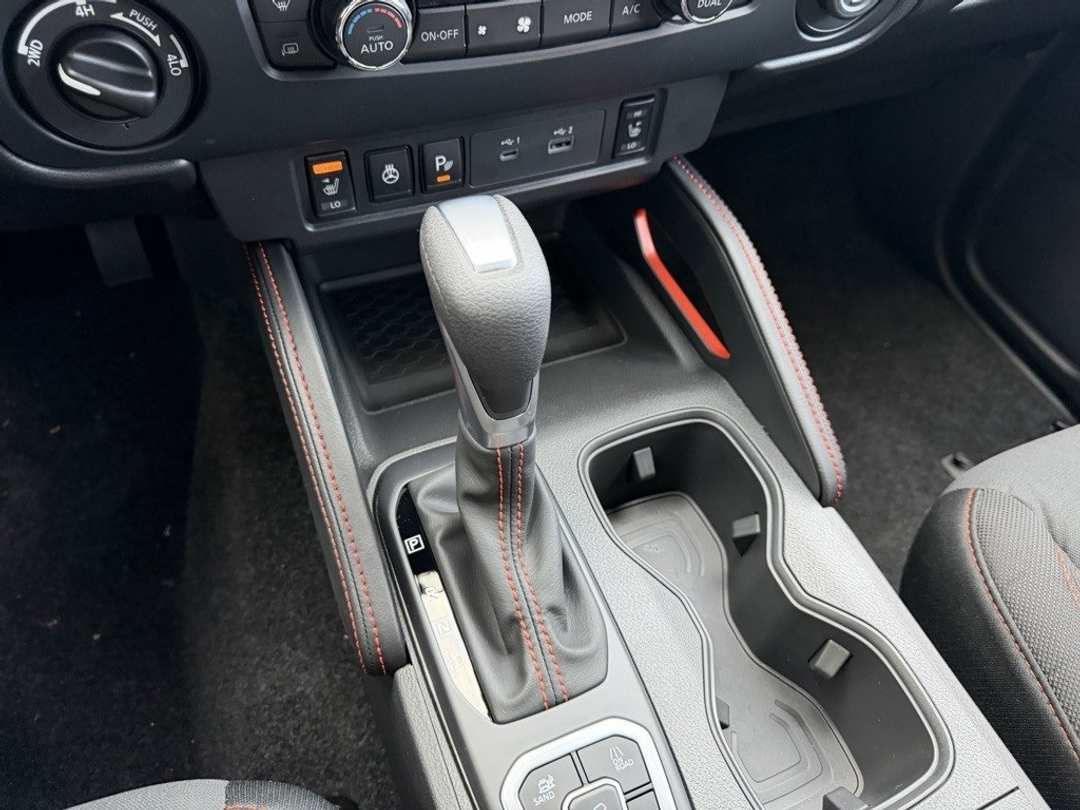 2026 Nissan Frontier PRO4X - Image 24