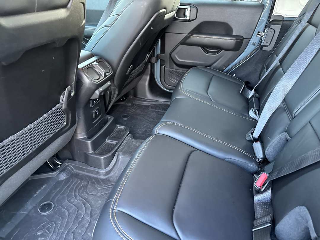 2024 Jeep Wrangler Rubicon 392 - Image 11