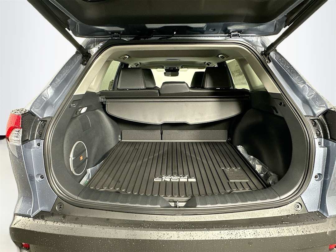 2026 Toyota Corolla Cross XLE - Image 28