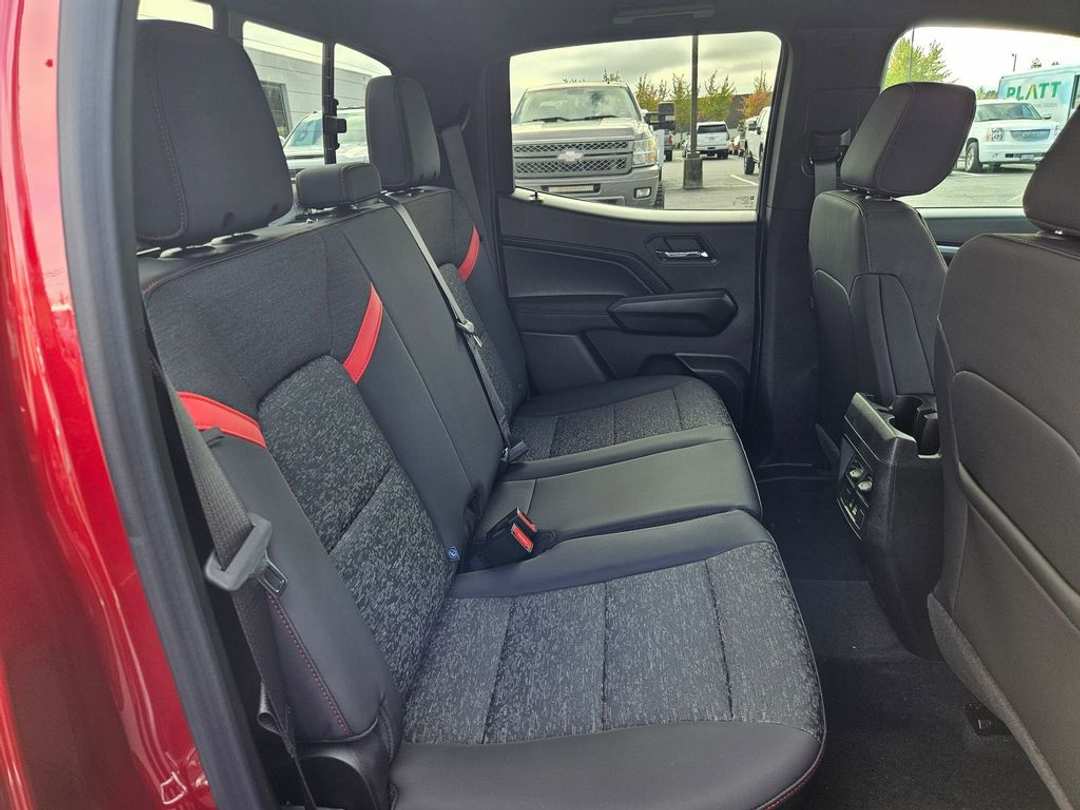 2026 Chevrolet Colorado Z71 - Image 35