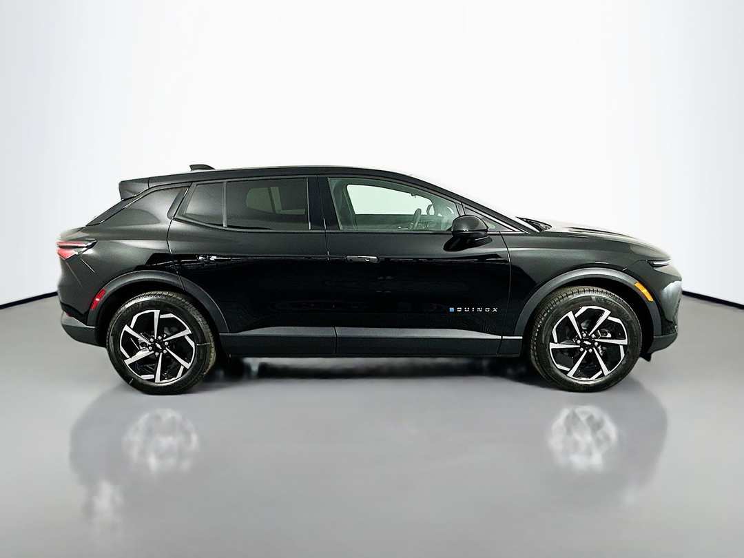 2026 Chevrolet Equinox Ev LT - Image 8