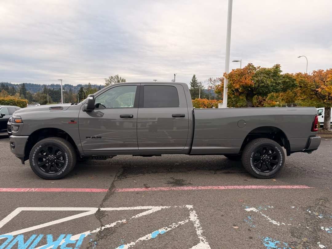 2026 Ram 3500 Big Horn - Image 4