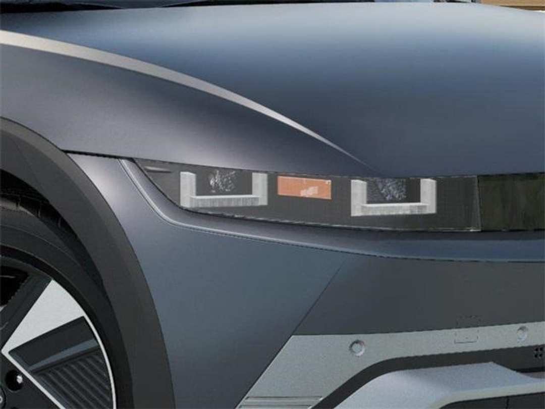 2026 Hyundai Ioniq 5 SEL - Image 9