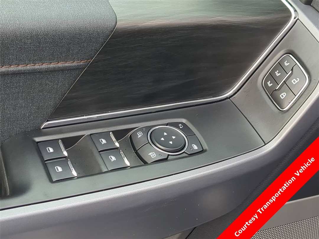 2025 Ford F-150 Lariat - Image 10