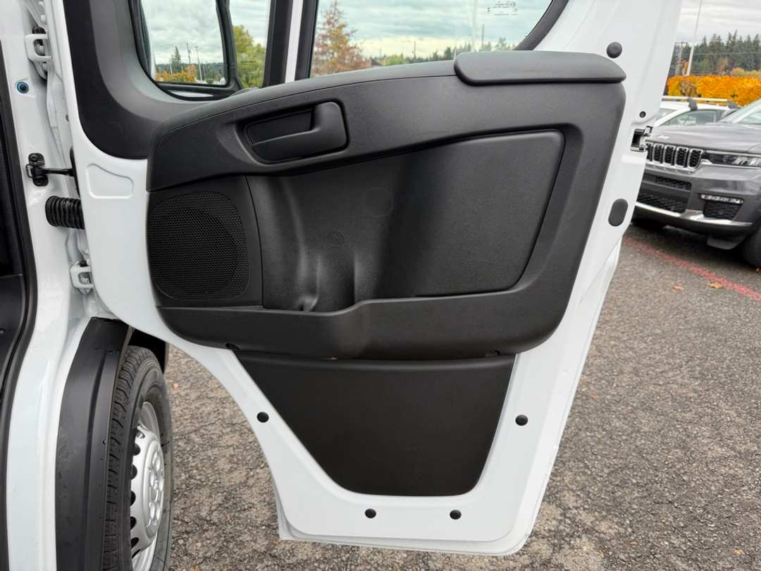 2026 Ram Promaster 2500 High Roof - Image 28