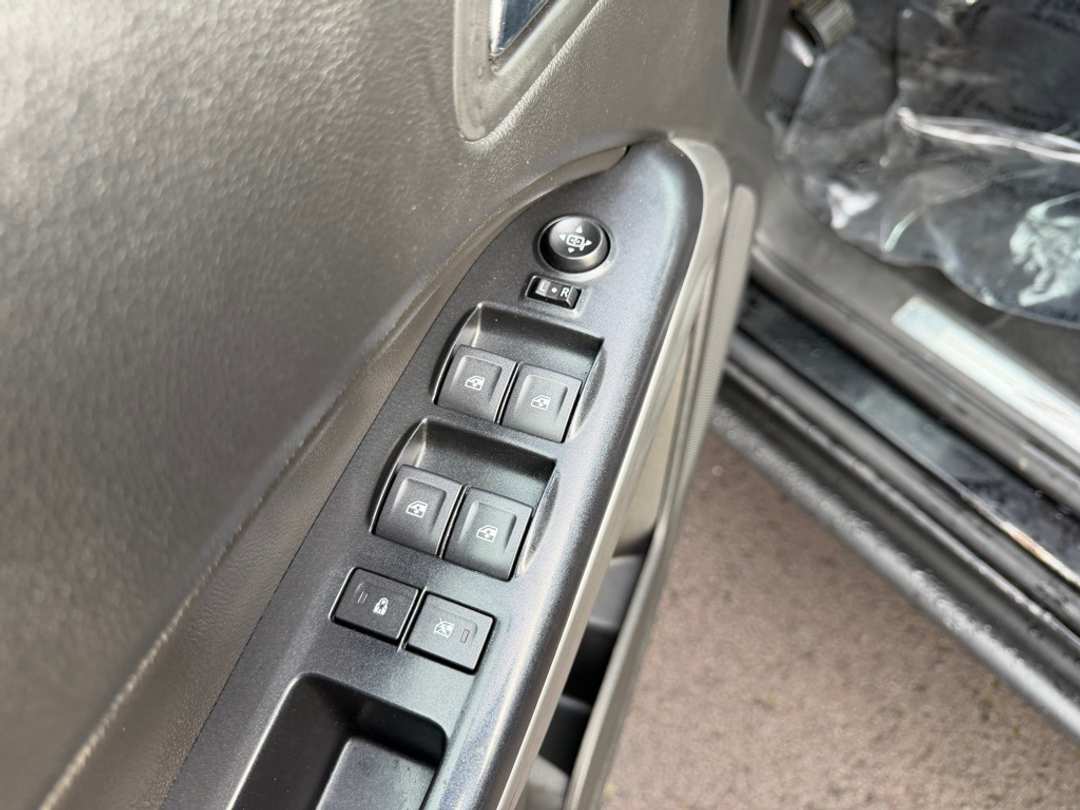 2020 Chevrolet Colorado ZR2 - Image 13