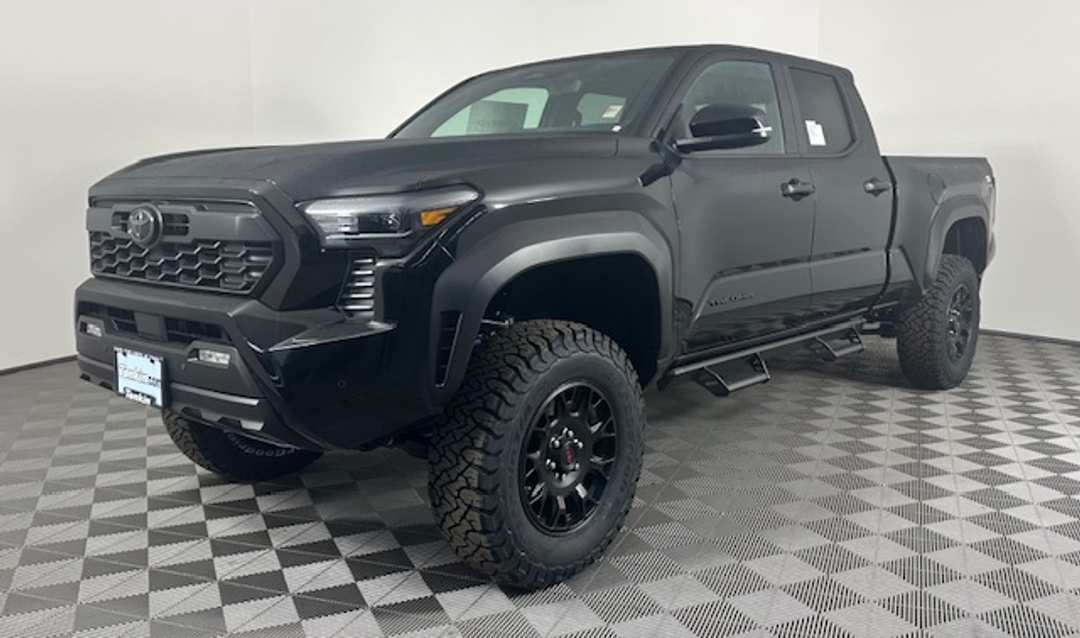 Toyota Tacoma - Image 2