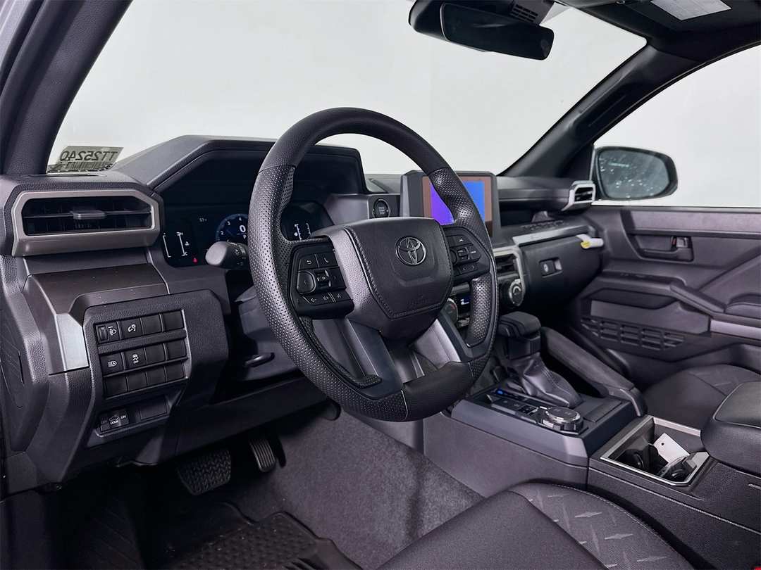 2025 Toyota Tacoma SR5 - Image 9