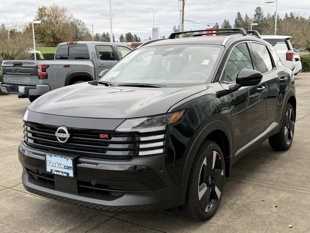 2026 Nissan Kicks SR - Image 4