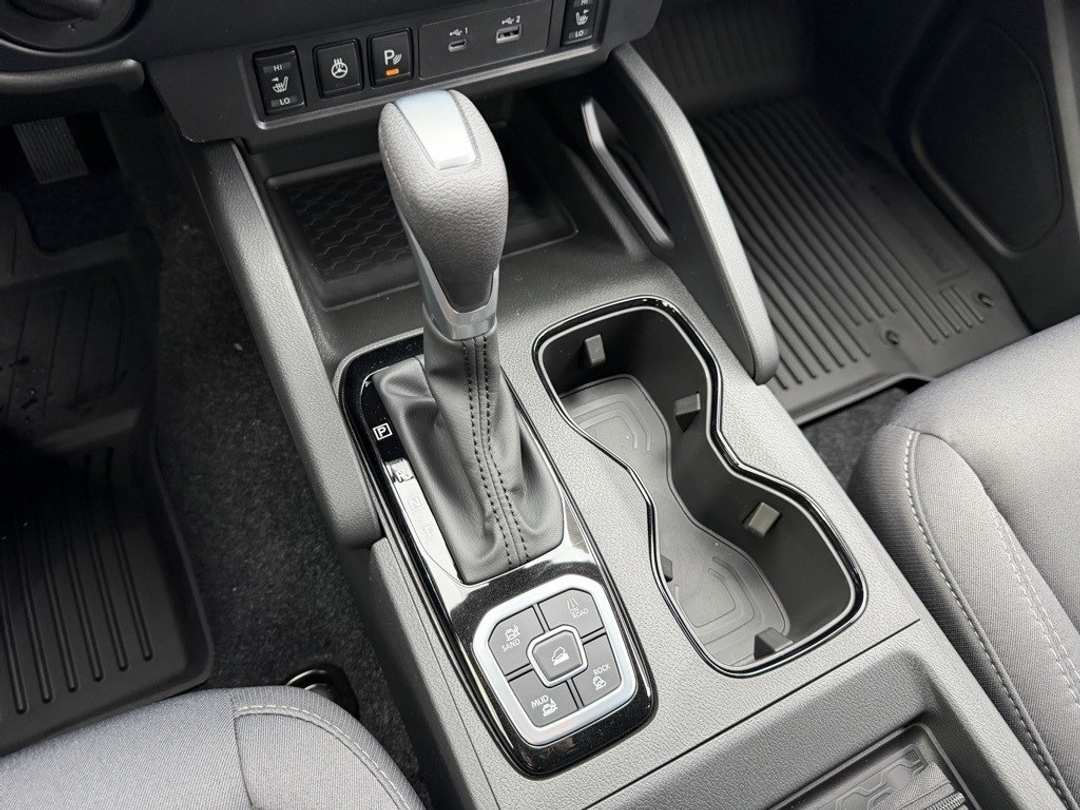 2026 Nissan Frontier SV - Image 25