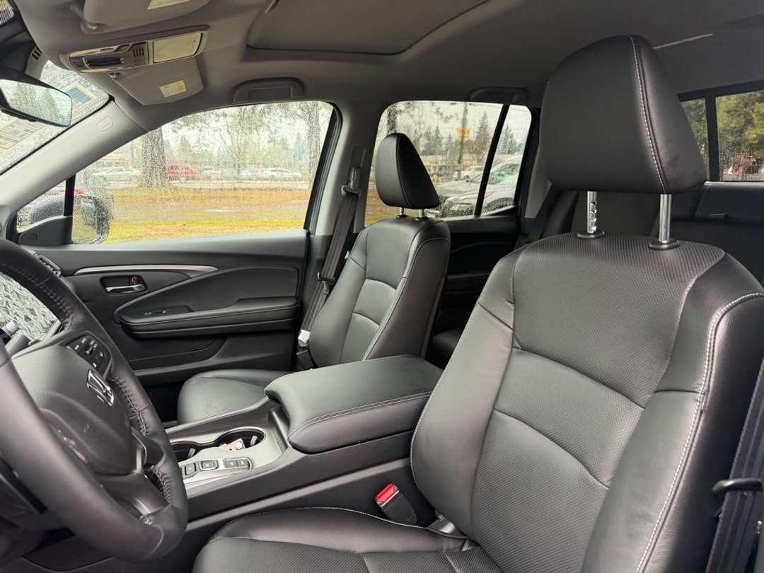 2026 Honda Ridgeline RTL - Image 17