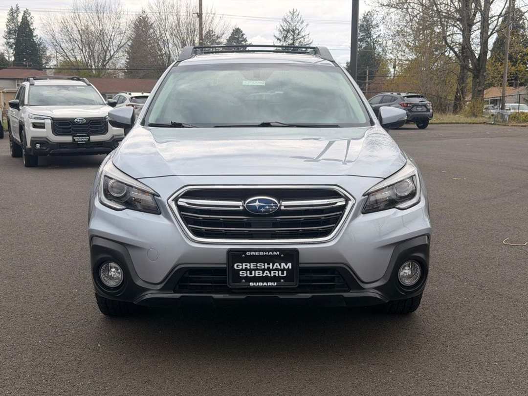 2019 Subaru Outback 3.6R - Image 2