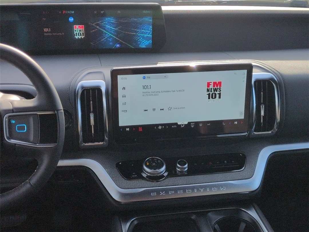 2026 Ford Expedition Tremor - Image 18