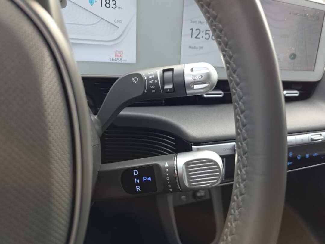 2023 Hyundai Ioniq 5 SE - Image 14