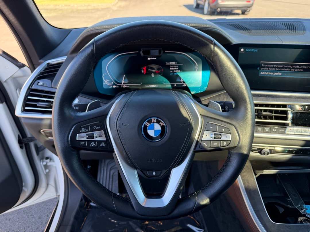 2023 BMW X5 xDrive45e - Image 20