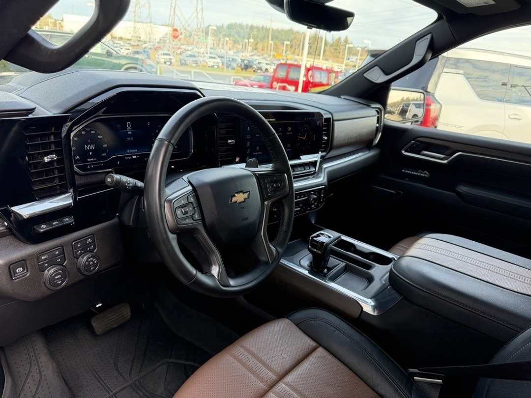 2025 Chevrolet Silverado 1500 High Country - Image 16