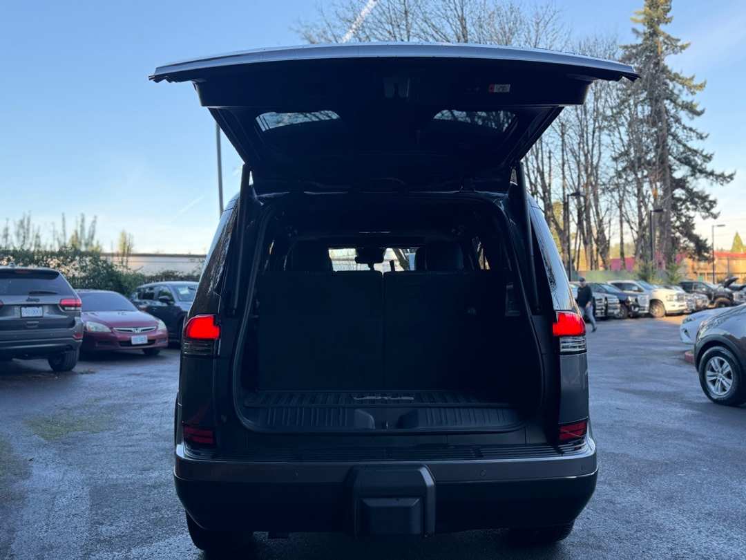 2024 Lexus GX 550 Luxury - Image 24