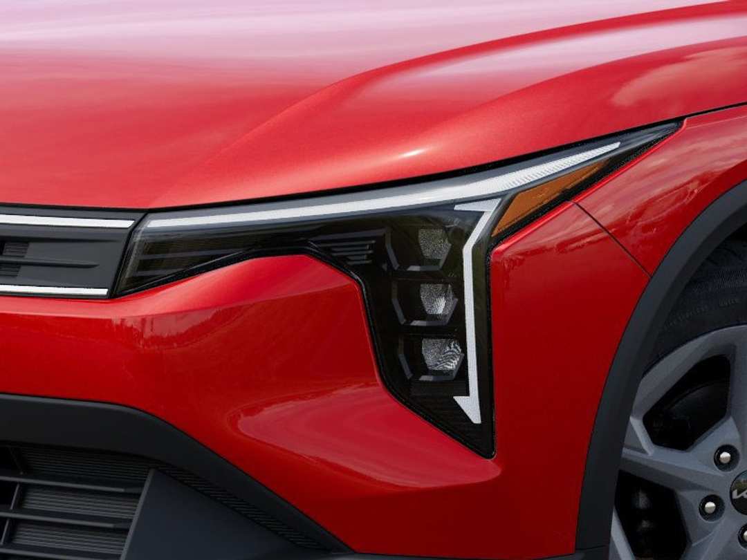 2025 Kia K4 LXS - Image 10