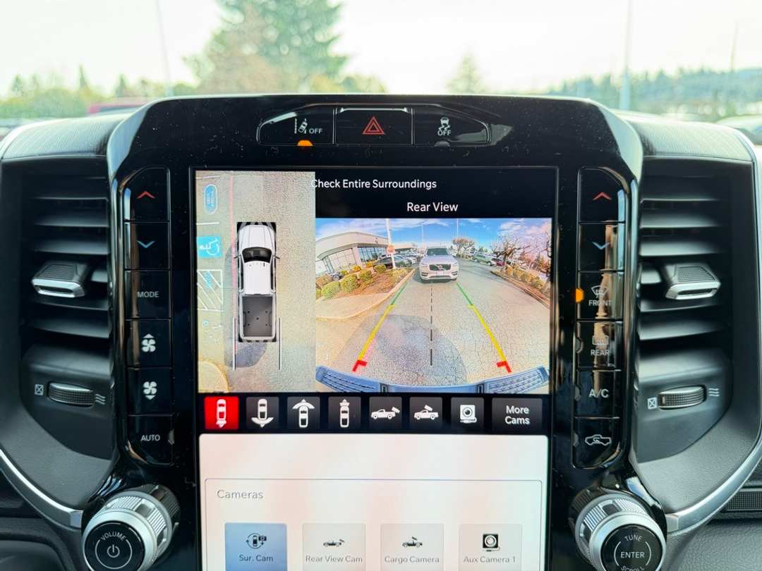 2026 Ram 3500 Big Horn - Image 23