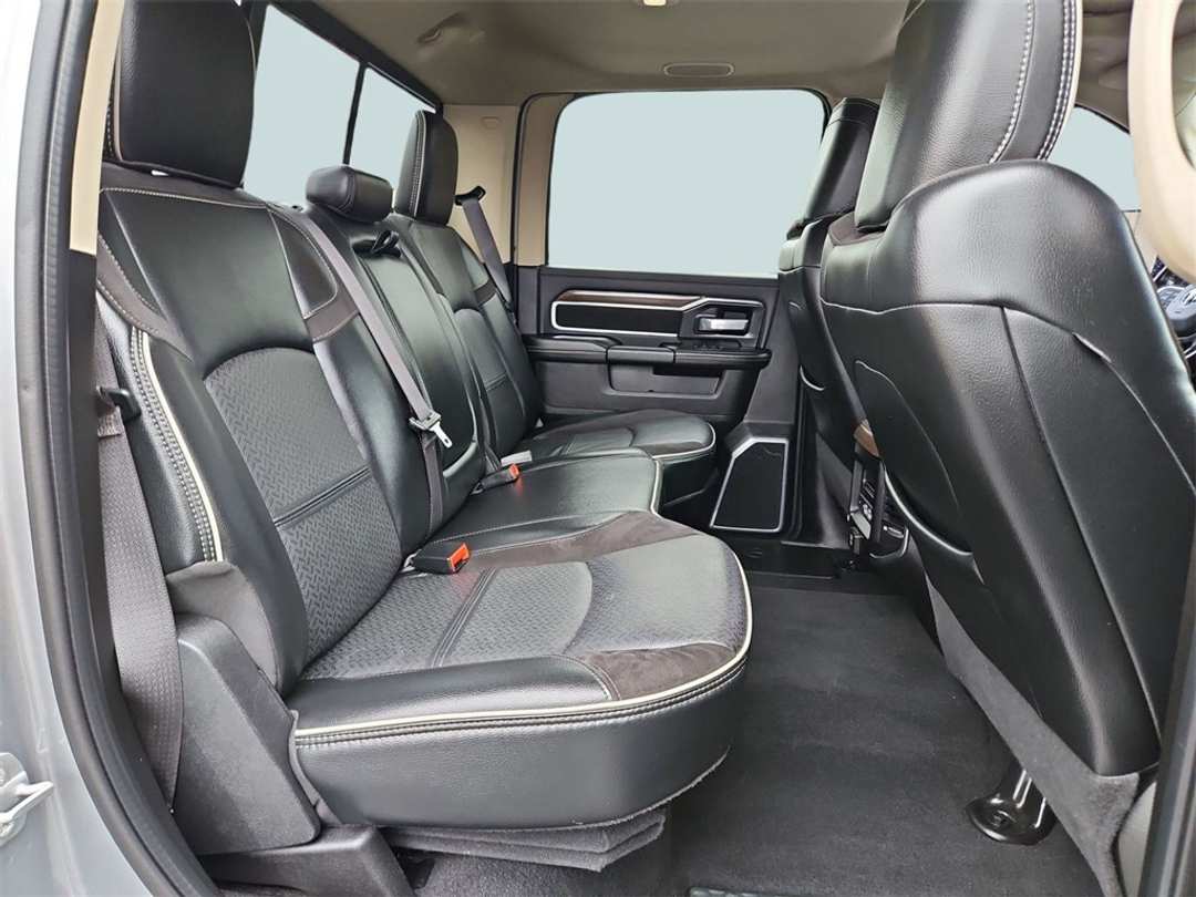 2022 Ram 2500 Laramie - Image 27