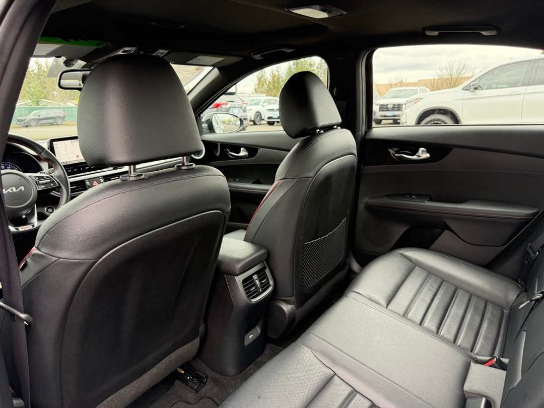 2023 Kia Forte GT - Image 31