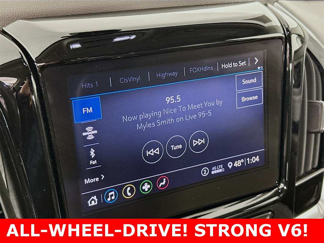 2021 Chevrolet Traverse LT - Image 18