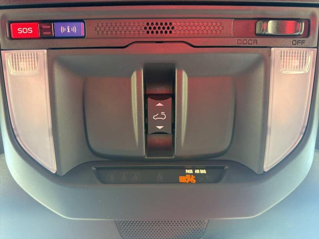 2025 Subaru Forester Sport - Image 40