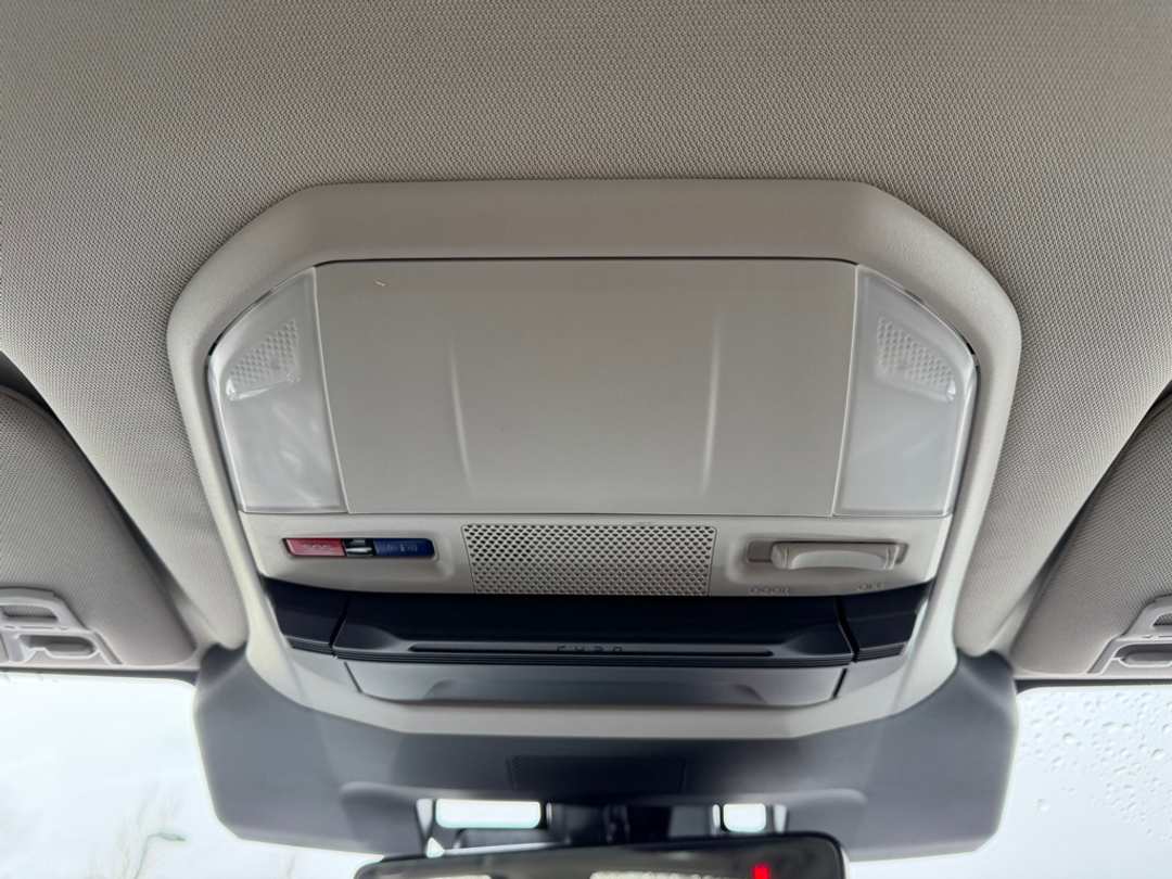 2024 Subaru Ascent Premium - Image 28