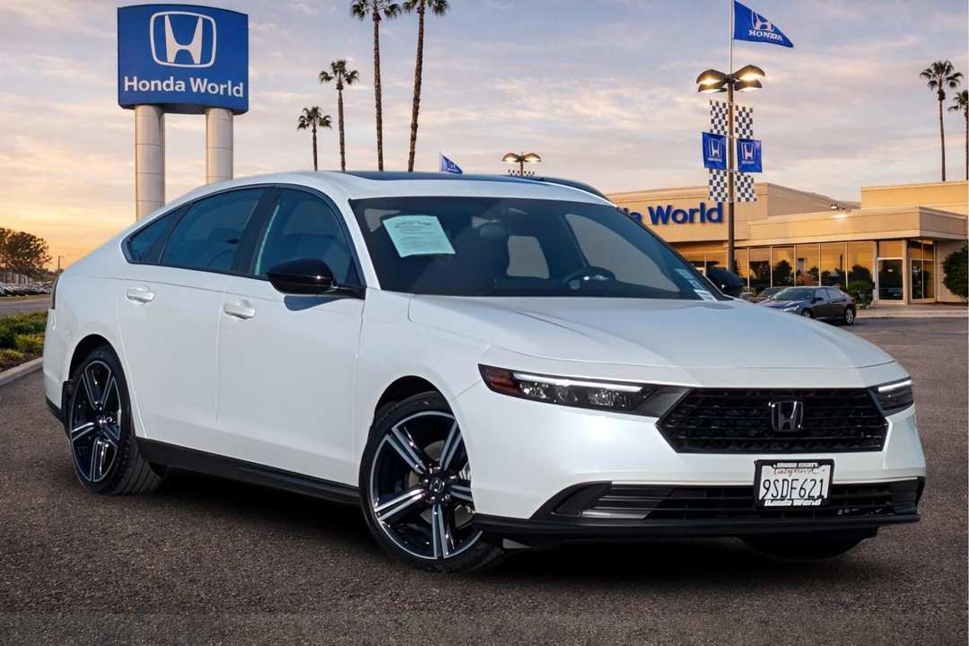 2025 Honda Accord Sport - Image 2