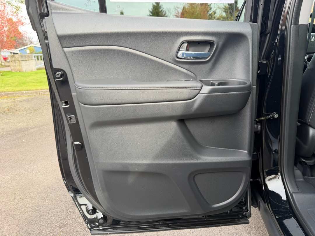 2026 Honda Ridgeline RTL - Image 28