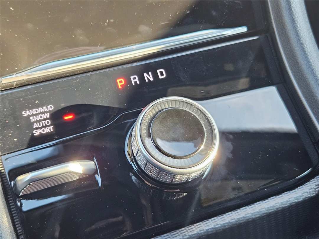 2025 Jeep Grand Cherokee Limited - Image 18