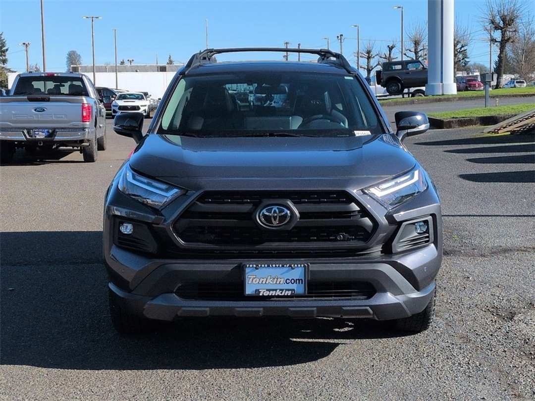 2024 Toyota Rav4 TRD Off Road - Image 8