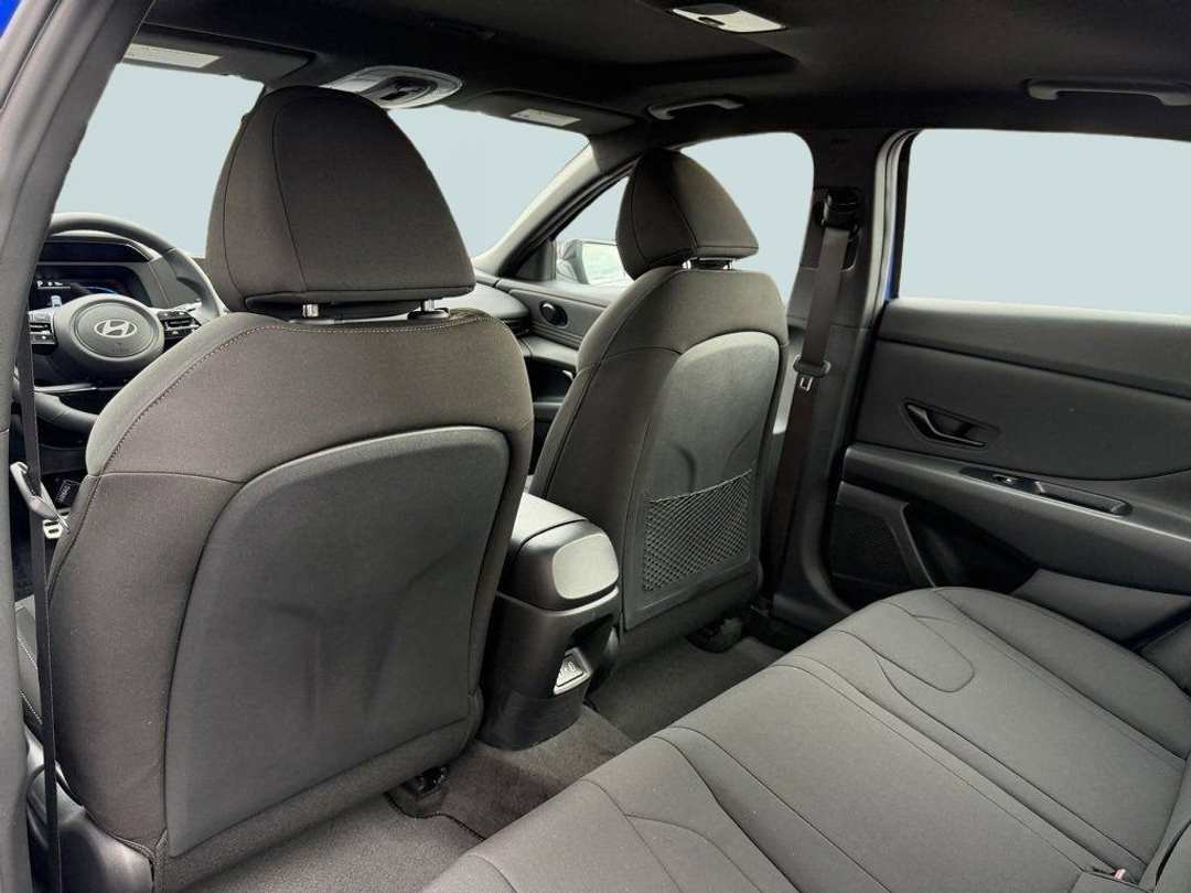 2026 Hyundai Elantra SEL Sport - Image 28
