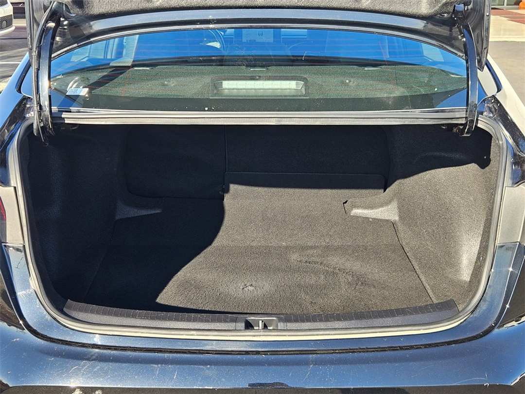 2024 Toyota Corolla LE - Image 27