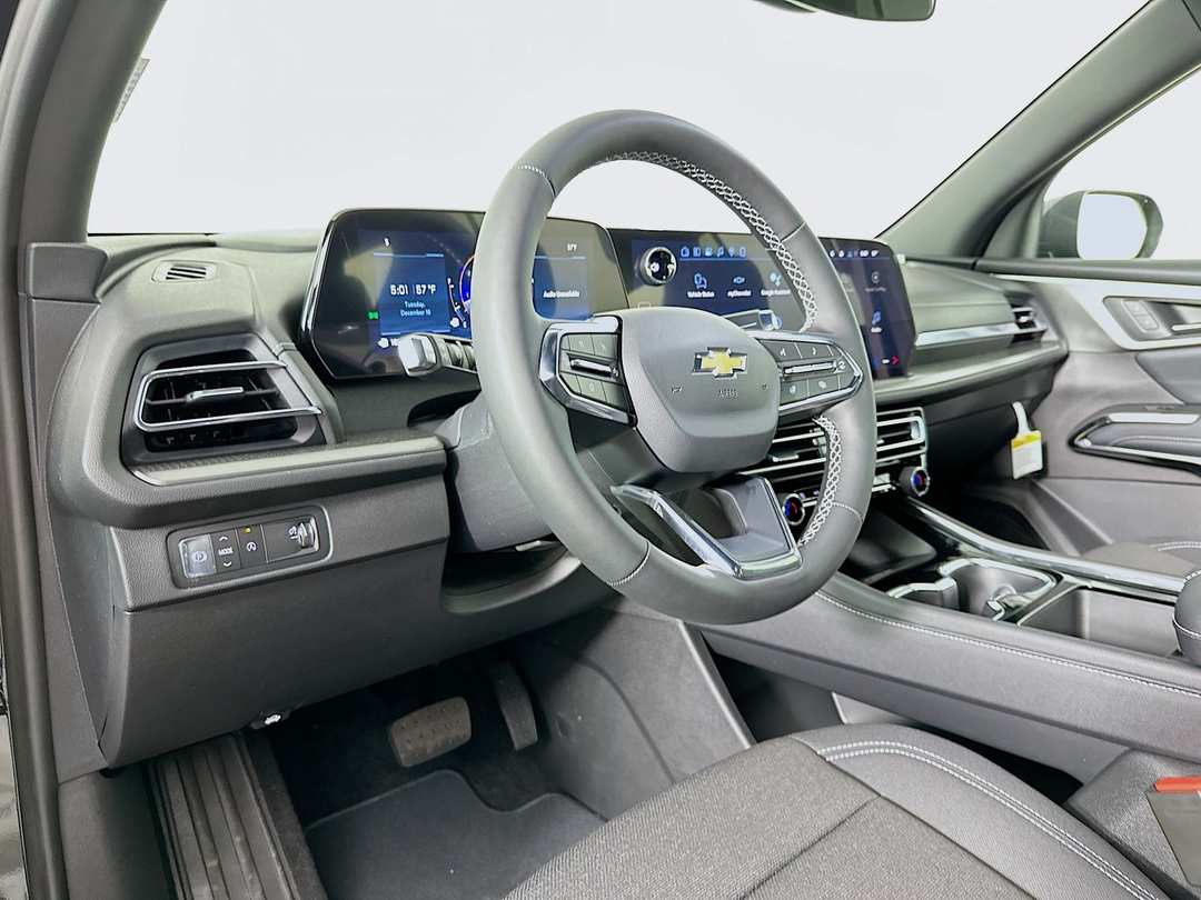 2026 Chevrolet Traverse LT - Image 9