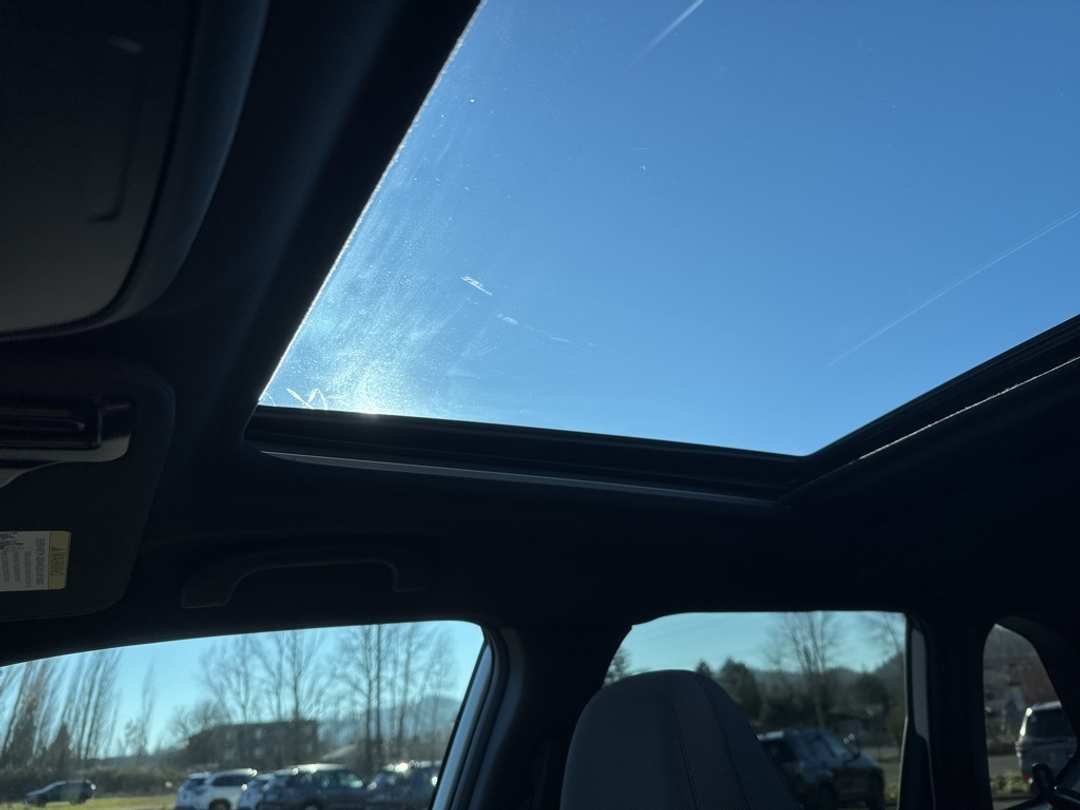 2026 Subaru Forester Premium - Image 39